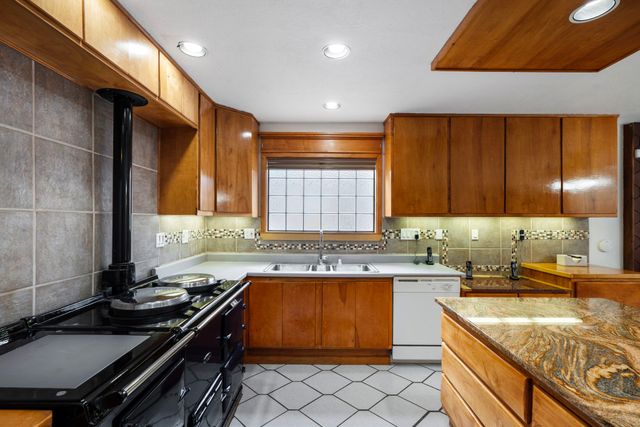 2404 Calle Loma Bonita, Santa Fe, NM 87507