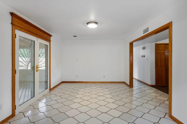 2404 Calle Loma Bonita, Santa Fe, NM 87507
