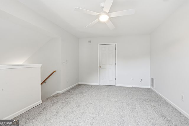 307 Parkview Place, Woodstock, GA 30189
