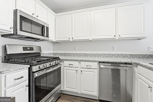 307 Parkview Place, Woodstock, GA 30189