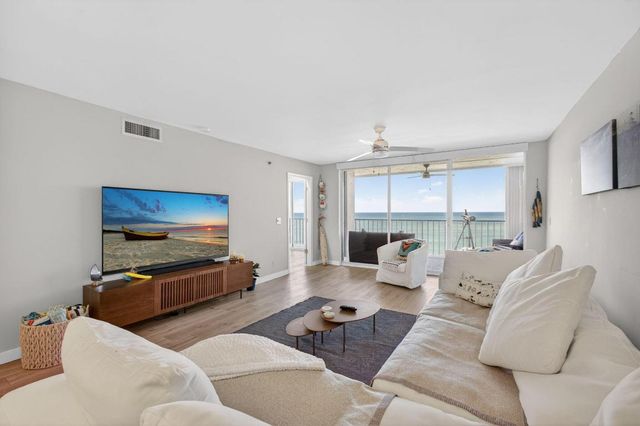 3150 N Highway A1a 902, Fort Pierce, FL 34949