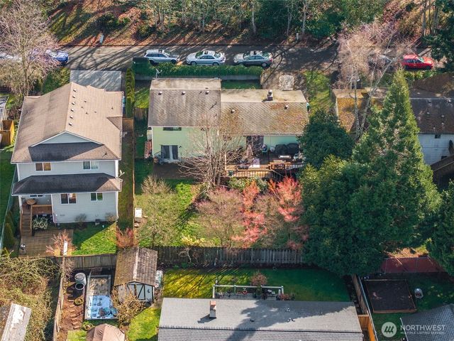 28425 15th Place S, Federal Way, WA 98003