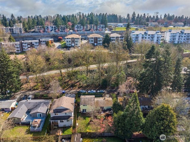 28425 15th Place S, Federal Way, WA 98003