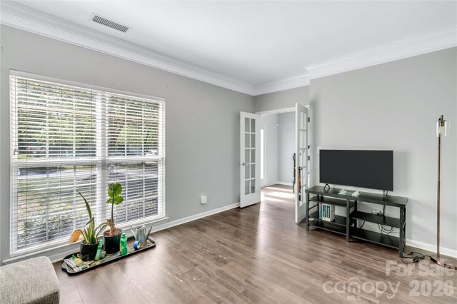 9423 Willow Tree Lane, Charlotte, NC 28277
