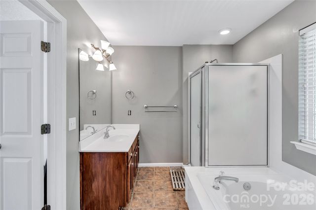9423 Willow Tree Lane, Charlotte, NC 28277