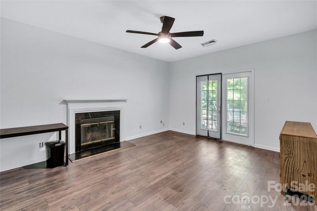 9423 Willow Tree Lane, Charlotte, NC 28277