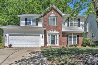9423 Willow Tree Lane, Charlotte, NC 28277