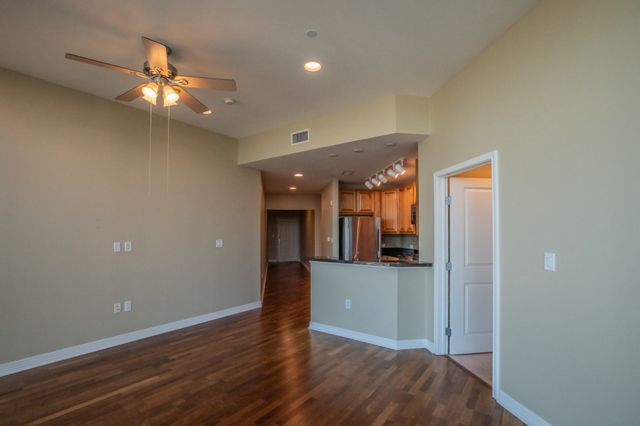 500 Throckmorton Street 2502, Fort Worth, TX 76102