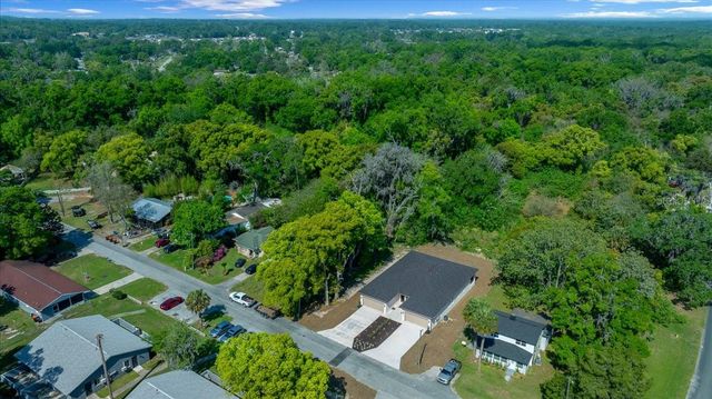 5849 SE DREW ROAD 1 & 2, Belleview, FL 34420