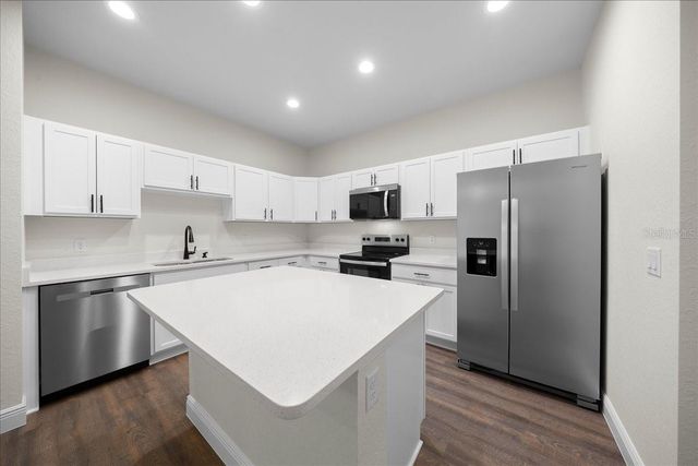5849 SE DREW ROAD 1 & 2, Belleview, FL 34420