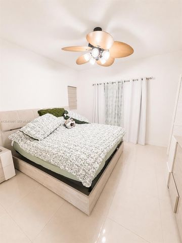 1183 NW 2nd St, Florida City, FL 33034