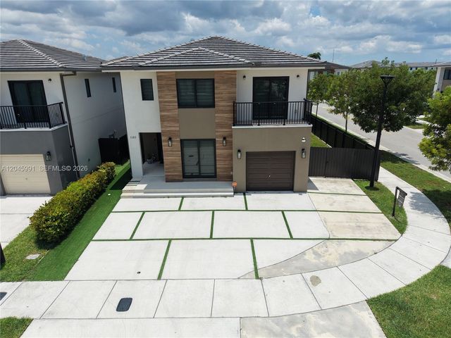 1183 NW 2nd St, Florida City, FL 33034