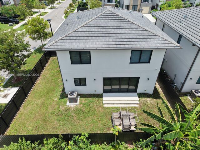 1183 NW 2nd St, Florida City, FL 33034