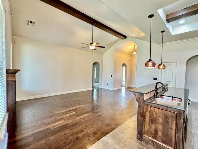17225 Ridgewood Drive, Edmond, OK 73012