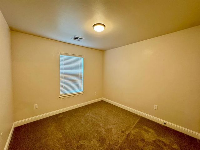 17225 Ridgewood Drive, Edmond, OK 73012