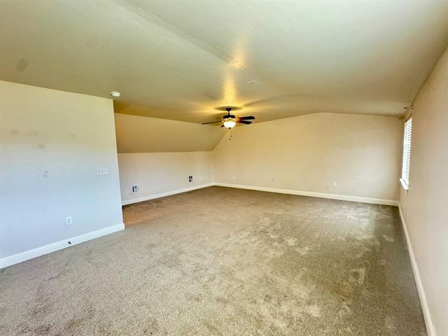 17225 Ridgewood Drive, Edmond, OK 73012