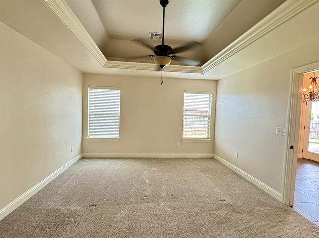 17225 Ridgewood Drive, Edmond, OK 73012