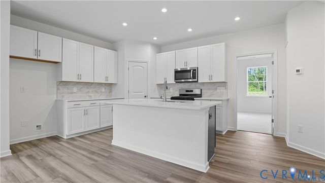 8322 Scott Pl, Henrico, VA 23227