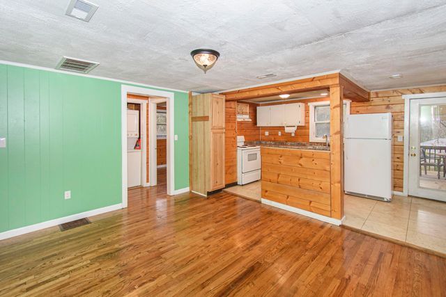 320 Stuart RD, Copper Hill, VA 24079