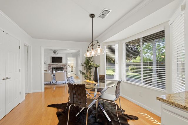 3971 Woodpointe Cir, Sacramento, CA 95821