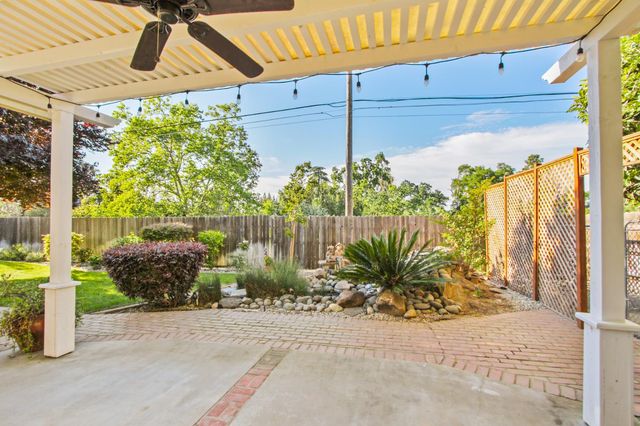 3971 Woodpointe Cir, Sacramento, CA 95821