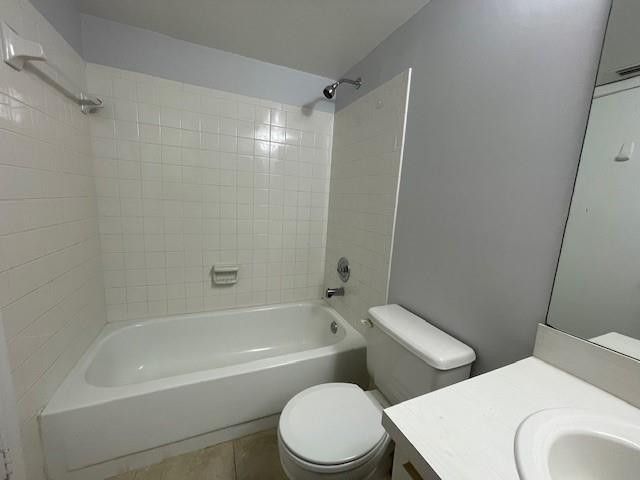 8850 Royal Palm Boulevard 203, Coral Springs, FL 33065