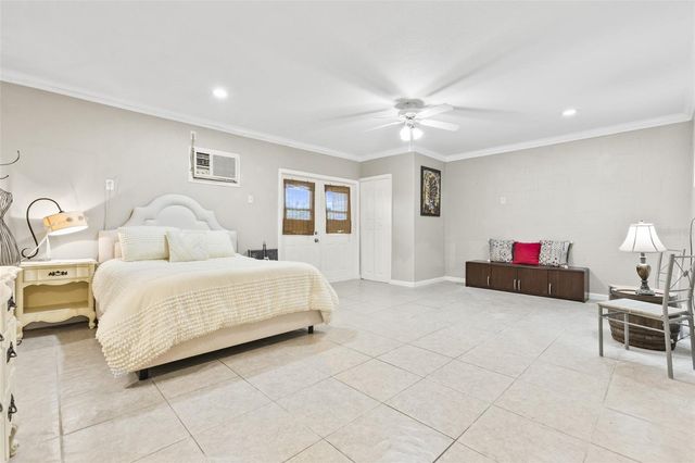 574 RYANS WOODS LANE, Palm Harbor, FL 34683