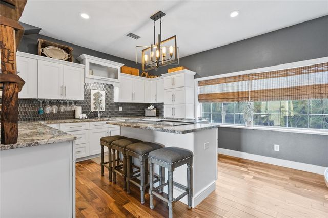 574 RYANS WOODS LANE, Palm Harbor, FL 34683