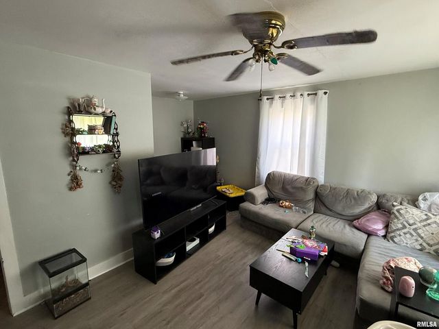 1603 FERRY Street, Metropolis, IL 62960