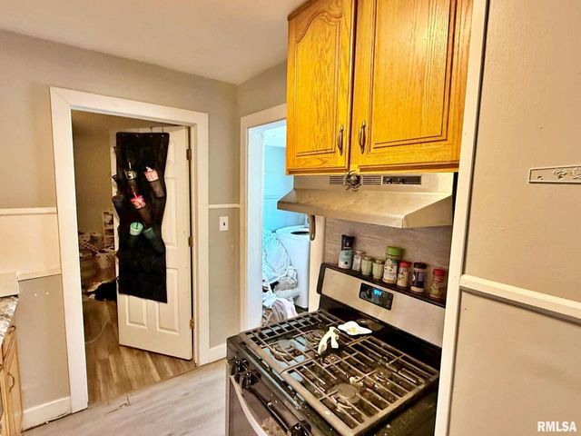 1603 FERRY Street, Metropolis, IL 62960