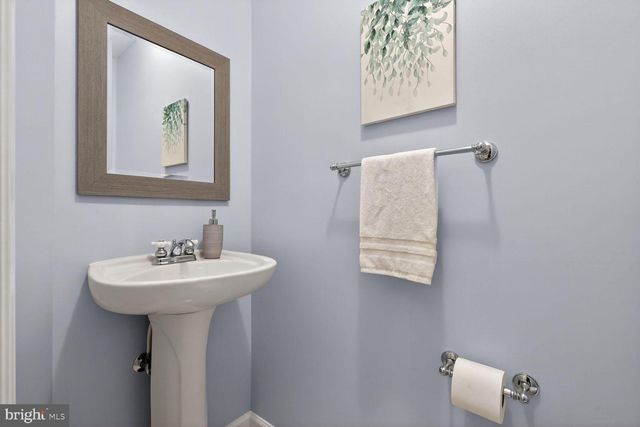 1343 ARGALL PL, Alexandria, VA 22314