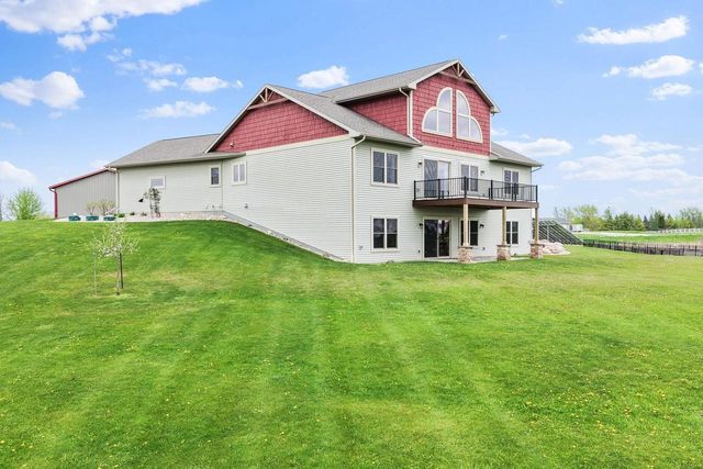 7074 FAIRVIEW ROAD, Denmark, WI 54208