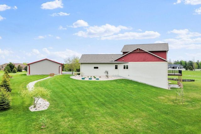 7074 FAIRVIEW ROAD, Denmark, WI 54208