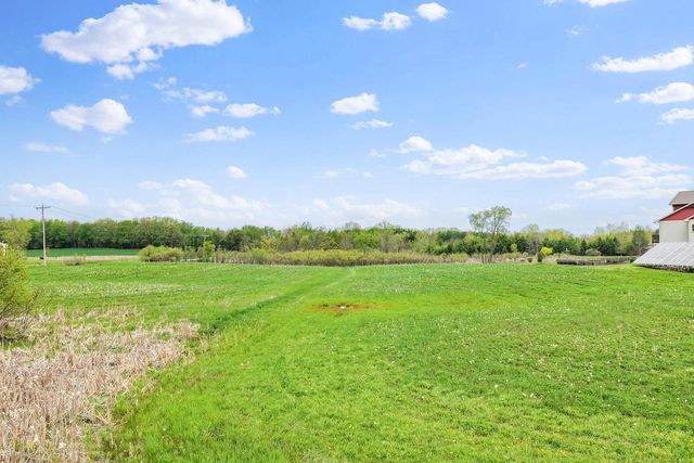 7074 FAIRVIEW ROAD, Denmark, WI 54208