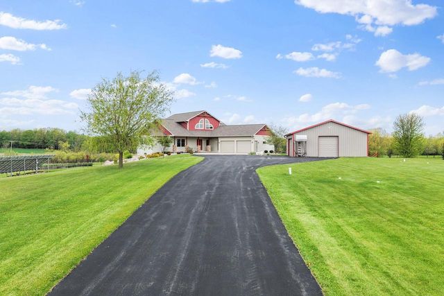 7074 FAIRVIEW ROAD, Denmark, WI 54208
