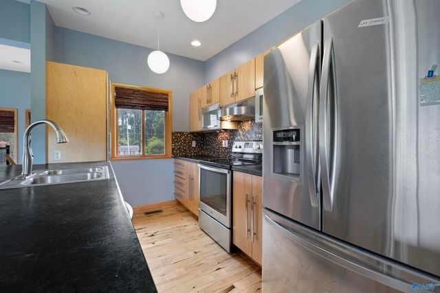 3545 Julie Street, Rainbow City, AL 35906