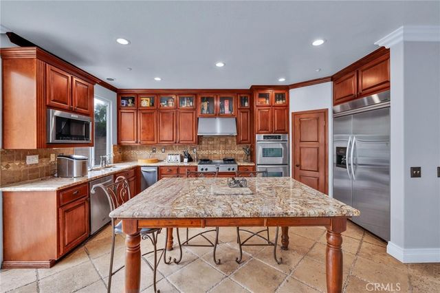 7471 Freeport, Fontana, CA 92336