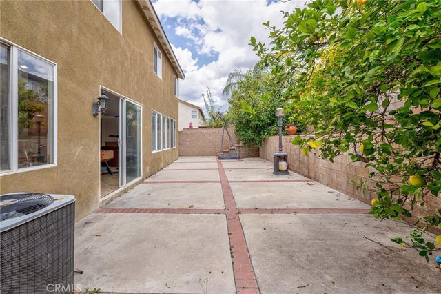 7471 Freeport, Fontana, CA 92336