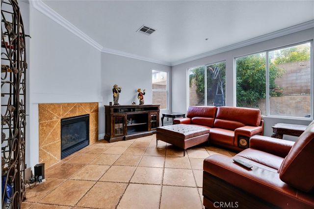 7471 Freeport, Fontana, CA 92336