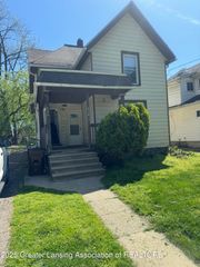 824 Seymour Avenue, Lansing, MI 48906