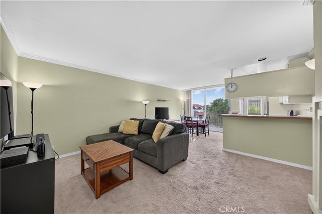 6151 Orange Street 320, Los Angeles, CA 90048