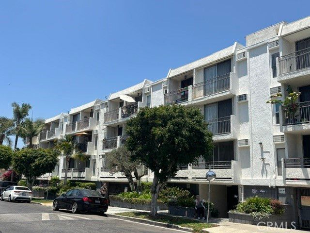 6151 Orange Street 320, Los Angeles, CA 90048
