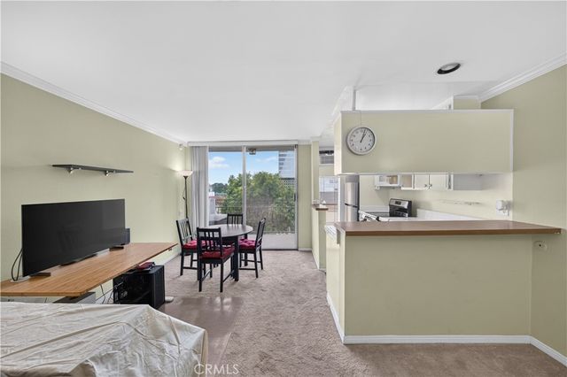 6151 Orange Street 320, Los Angeles, CA 90048