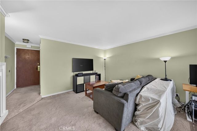 6151 Orange Street 320, Los Angeles, CA 90048