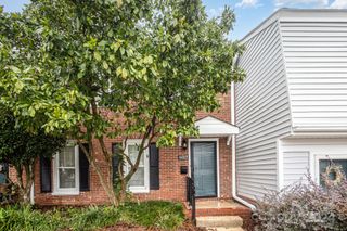 8017 Regent Park Lane, Charlotte, NC 28210