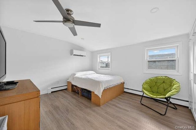 22 Bay Beach Avenue, Bayville, NY 11709