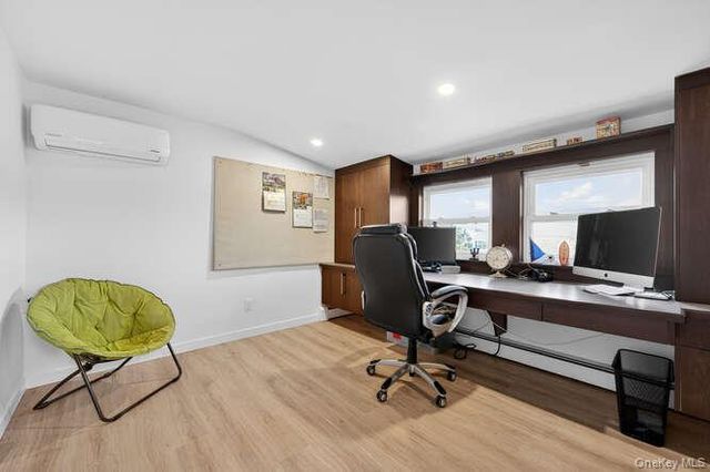 22 Bay Beach Avenue, Bayville, NY 11709