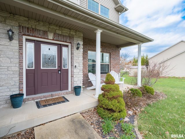 1716 RUSTIC OAK Drive, Washington, IL 61571