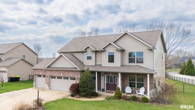 1716 RUSTIC OAK Drive, Washington, IL 61571