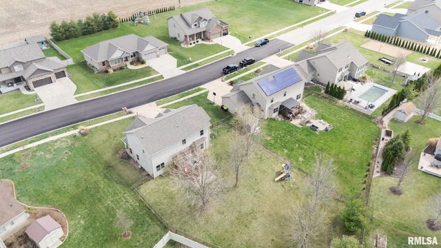 1716 RUSTIC OAK Drive, Washington, IL 61571